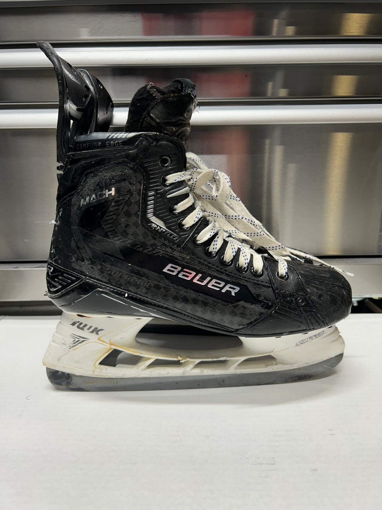 Bauer Supreme Mach Skate Size 10 Fit 2 NHL Pro Stock (Used)