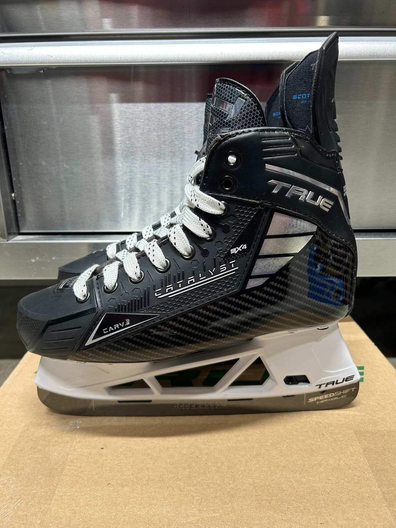 True Catalyst 9X4 Skate Size 7 Regular Width NHL Pro Stock (New)