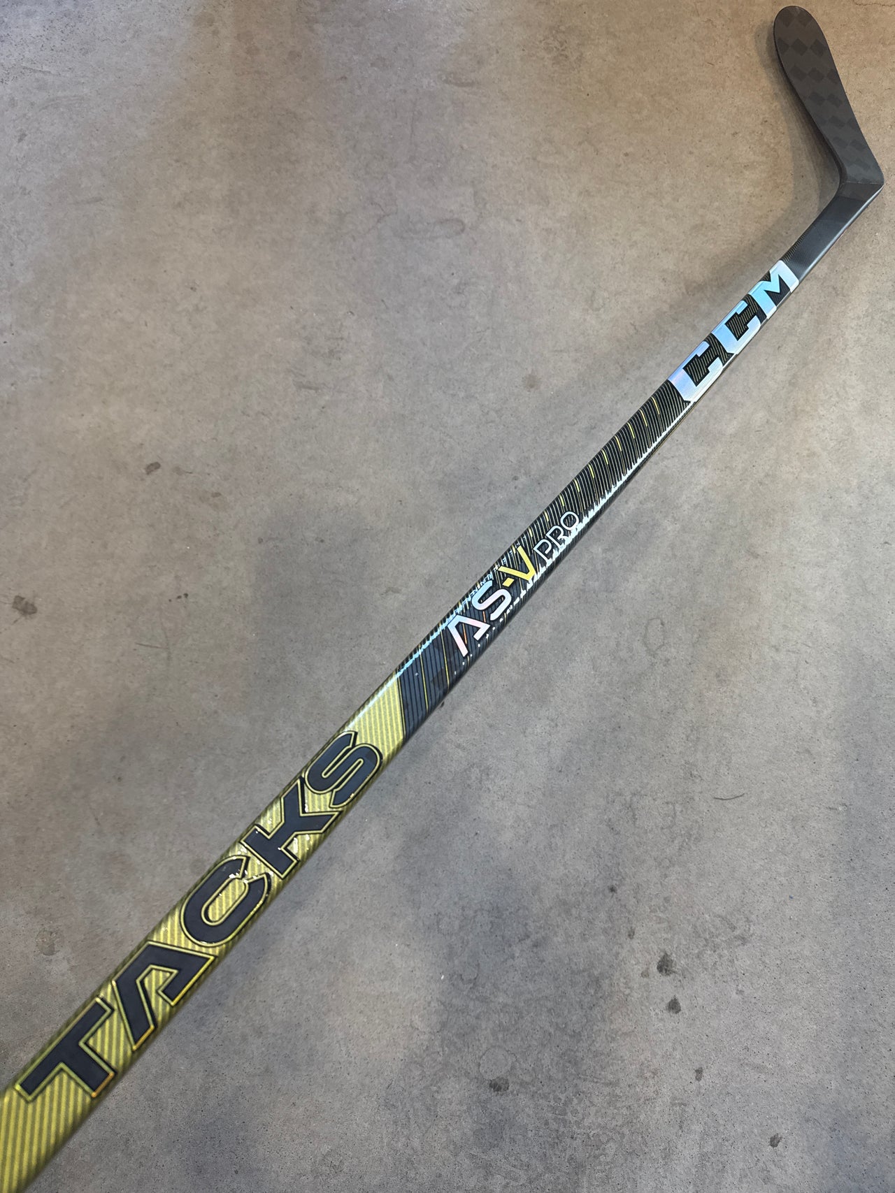 CCM AS-V Pro - 85 FLEX - P28 - LEFT HAND - NEW