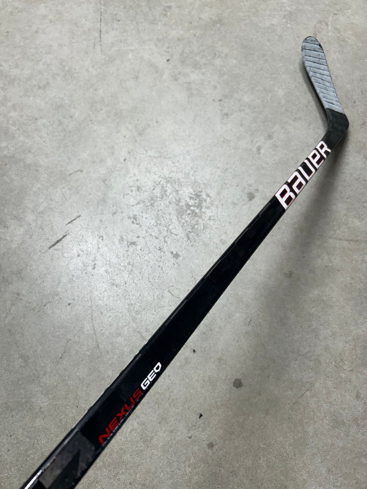 Left Hand 77 Flex Custom P28 Bauer Nexus Geo (Used)