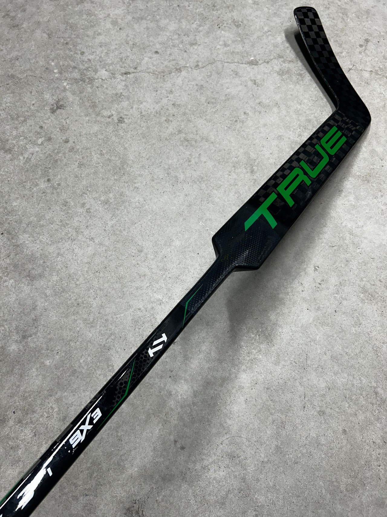 Left Hand 26” True 9X3 Catalyst Pro Stock Goalie Stick Black / Green