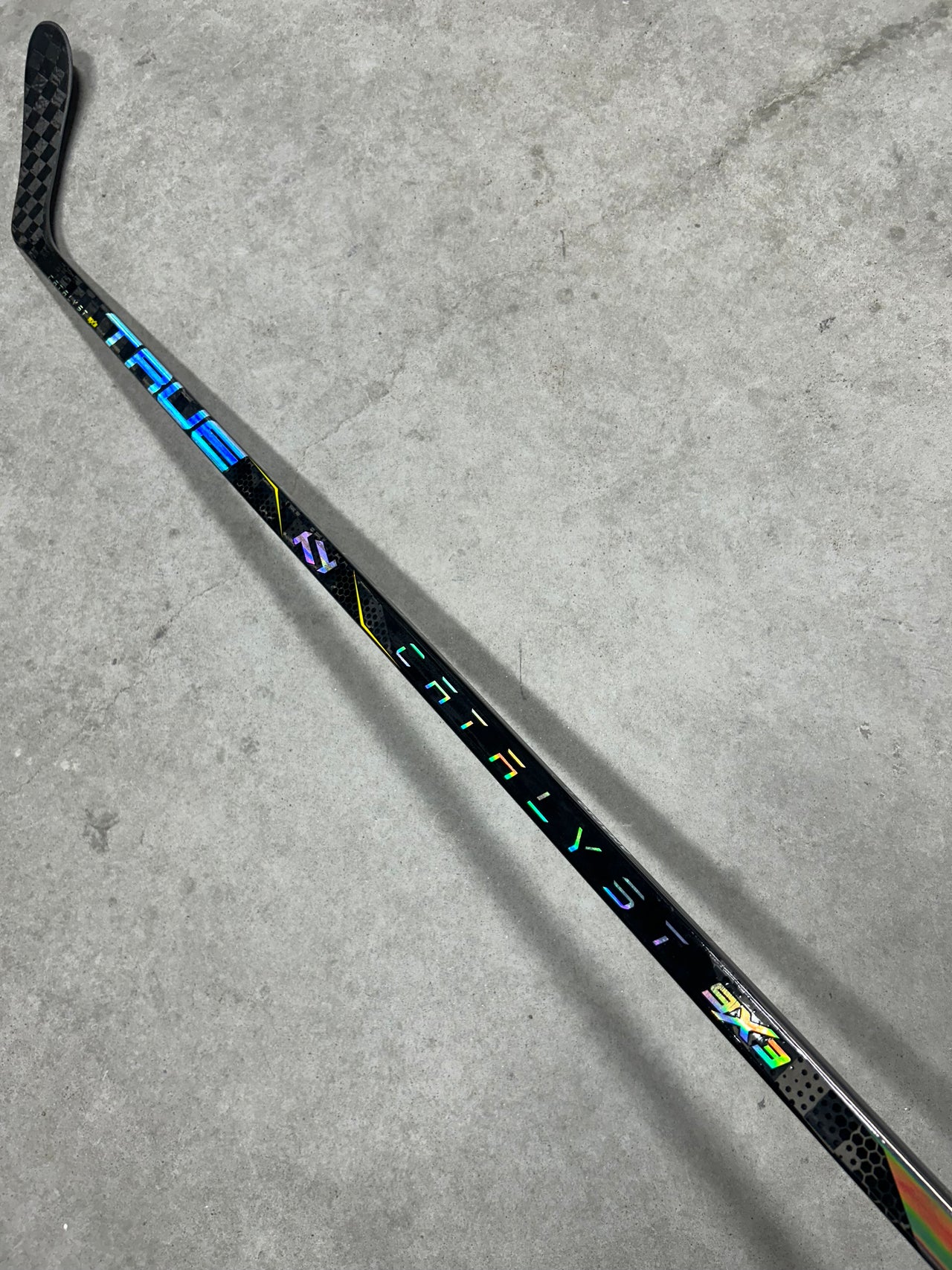 Right Hand 85 Flex P28 True Catalyst 9X3 (New) Pro Stock NHL