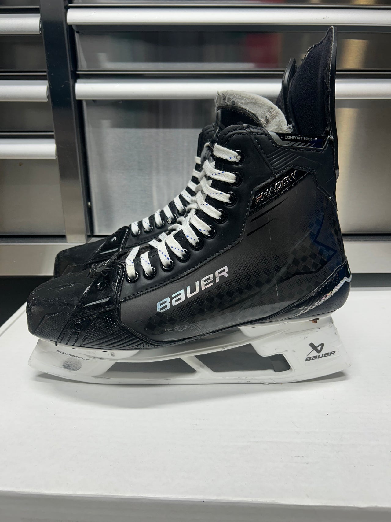 Bauer Shadow Skate Size 10 Regular Width (Game Used) (Like New) Dallas Stars