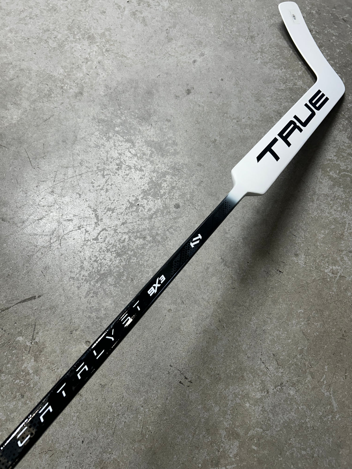 Left Hand 25.5” True 9X3 Catalyst Pro Stock Goalie Stick