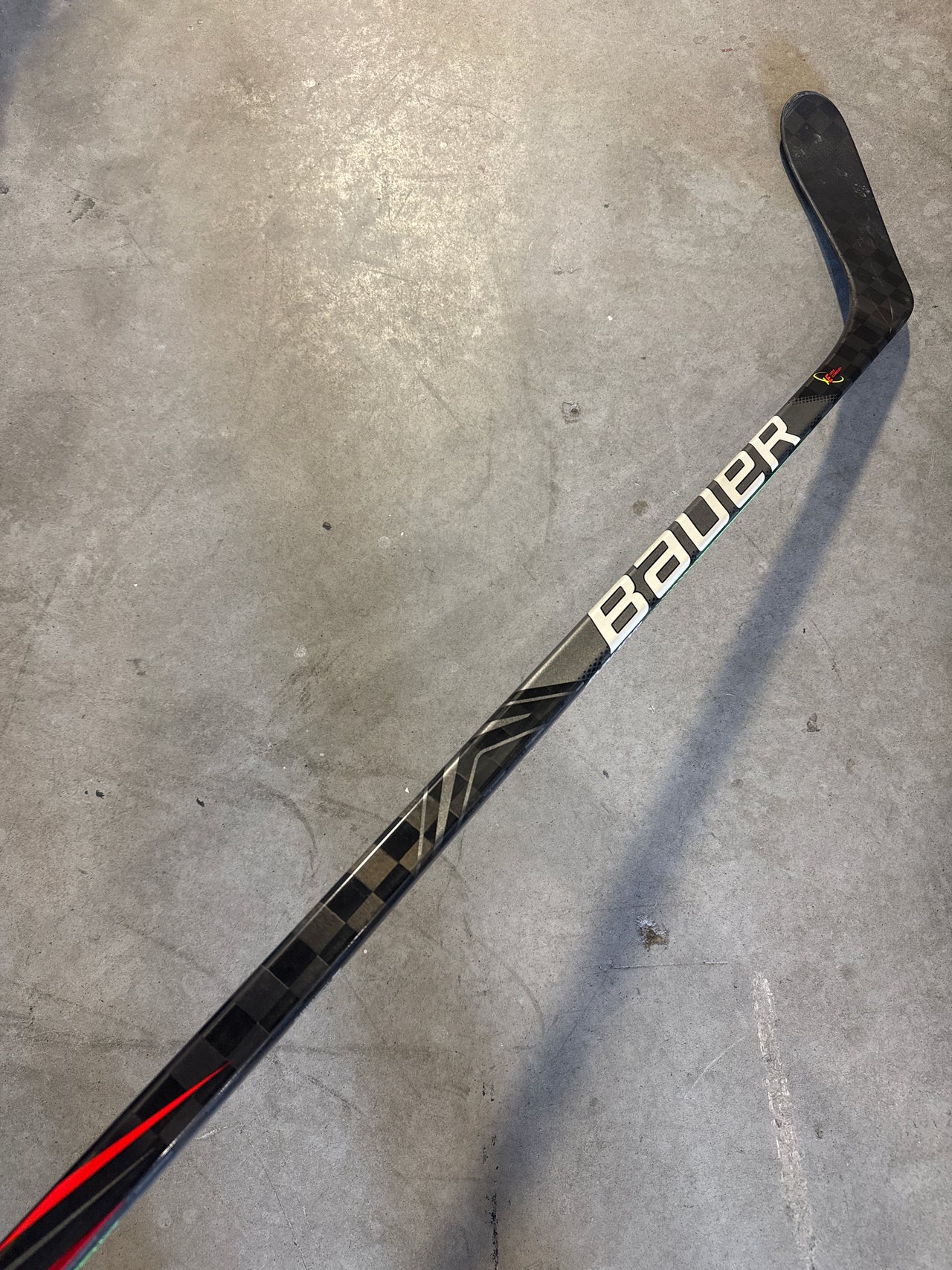 Left Hand 82 Flex P28 Bauer Flylite New