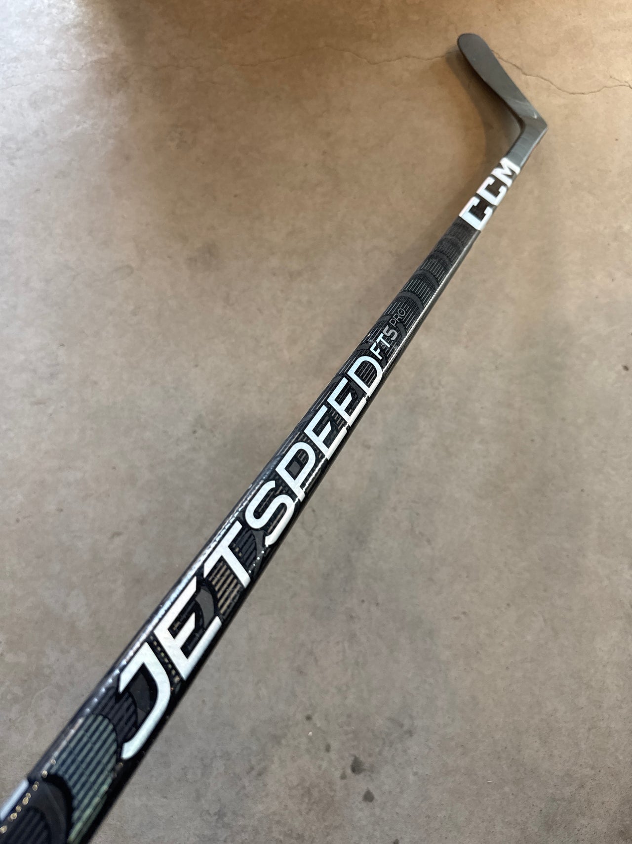 CCM JETSPEED FT5 PRO - 80 FLEX - P88- LEFT HAND - NEW