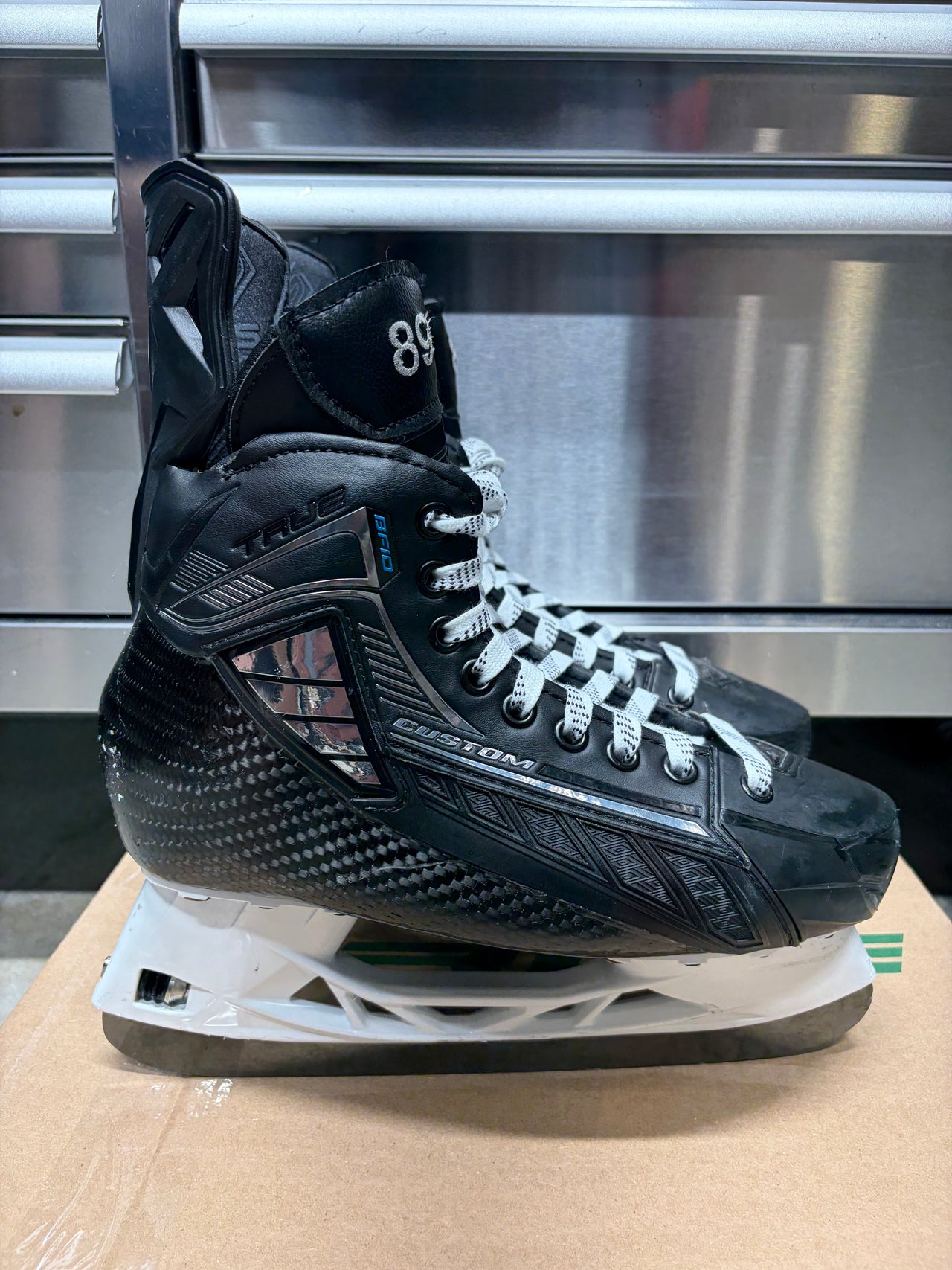 True SVH Custom Pro Skate Size 7 Wide Width (Like New) OHL Pro Stock