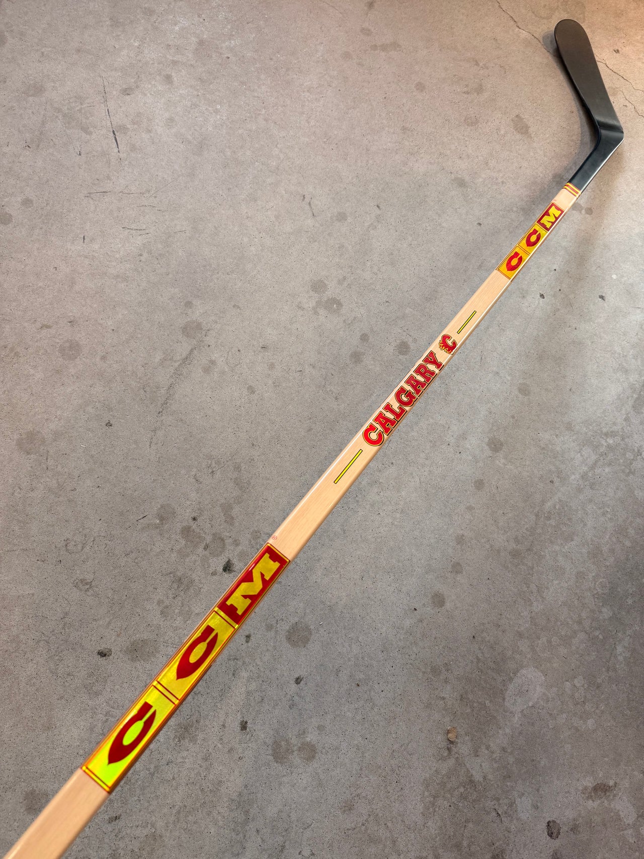 Left Hand 75 Flex P92 CCM Custom Jetspeed FT7 Pro New (Calgary Flames Heritage Classic)