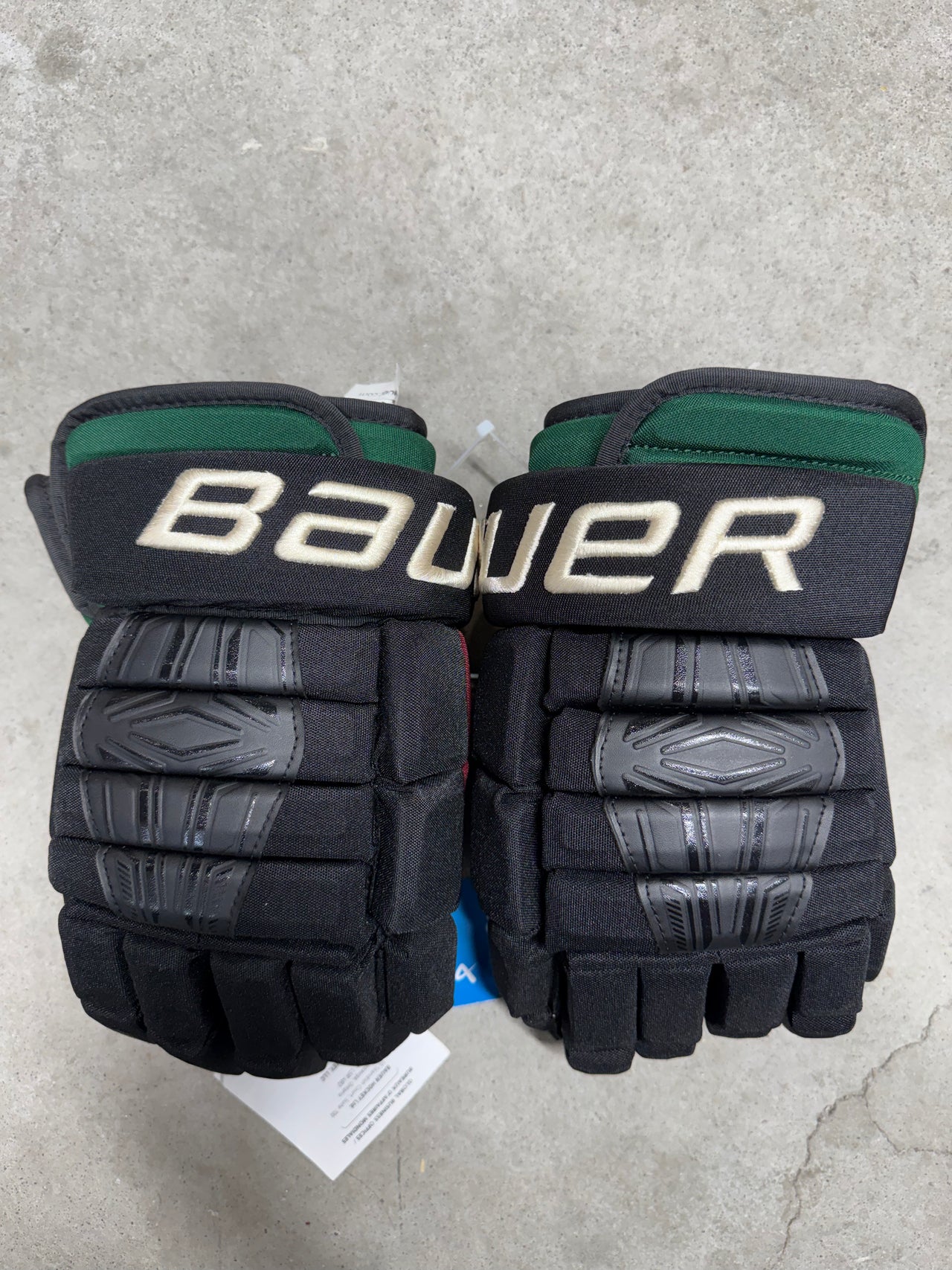 13” Bauer Pro Series Custom Pro Arizona Coyotes Hockey Gloves New