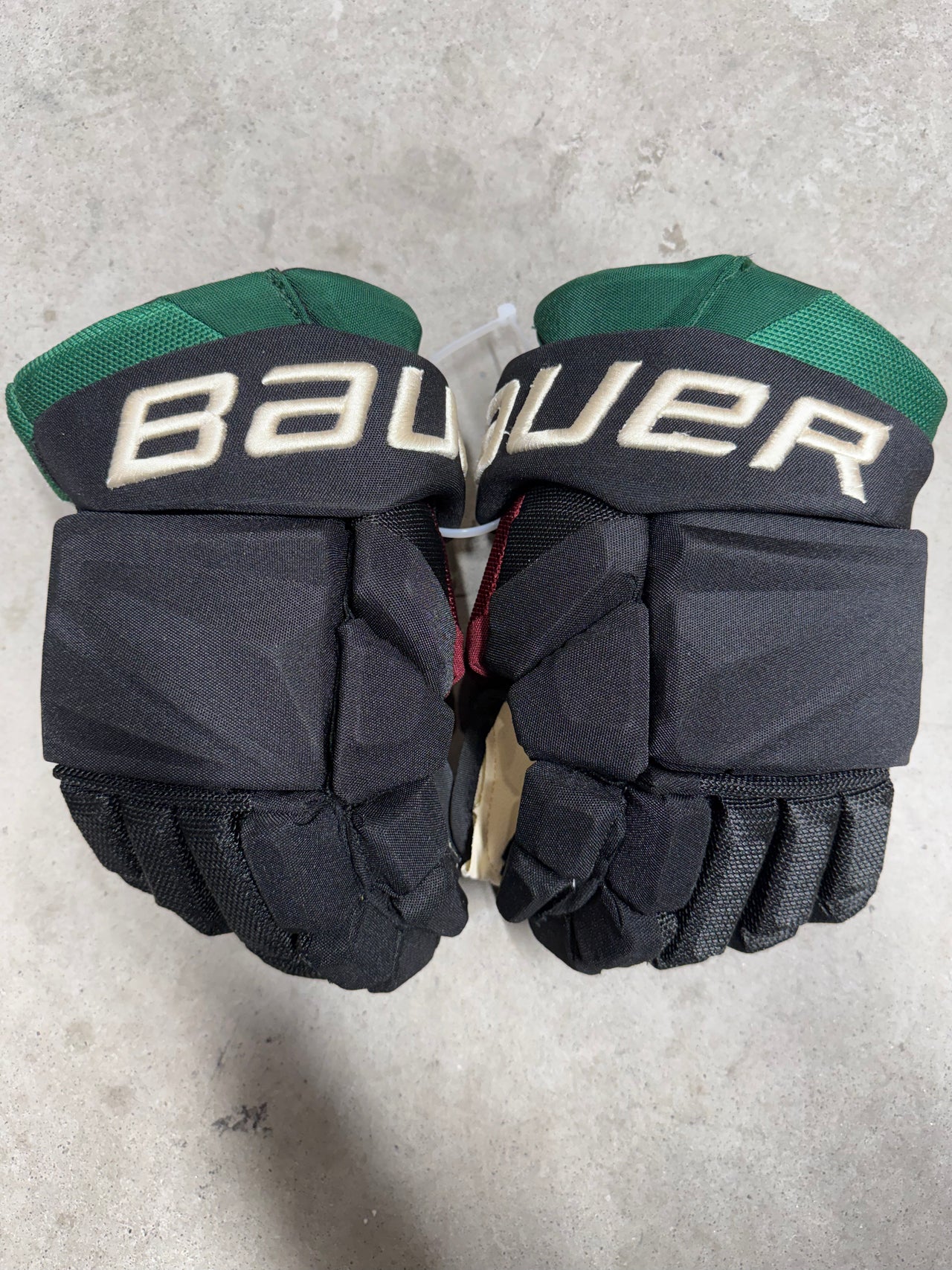 13” Bauer Hyperlite Gloves Pro Stock Arizona Coyotes New