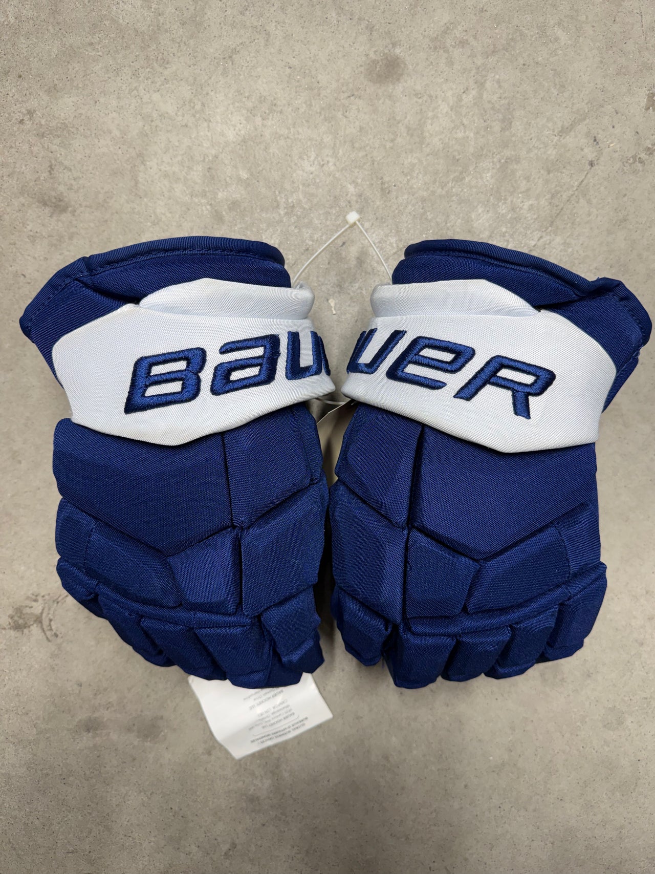 14” Bauer Ultrasonic Gloves Pro Stock Tampa Bay Lightning New