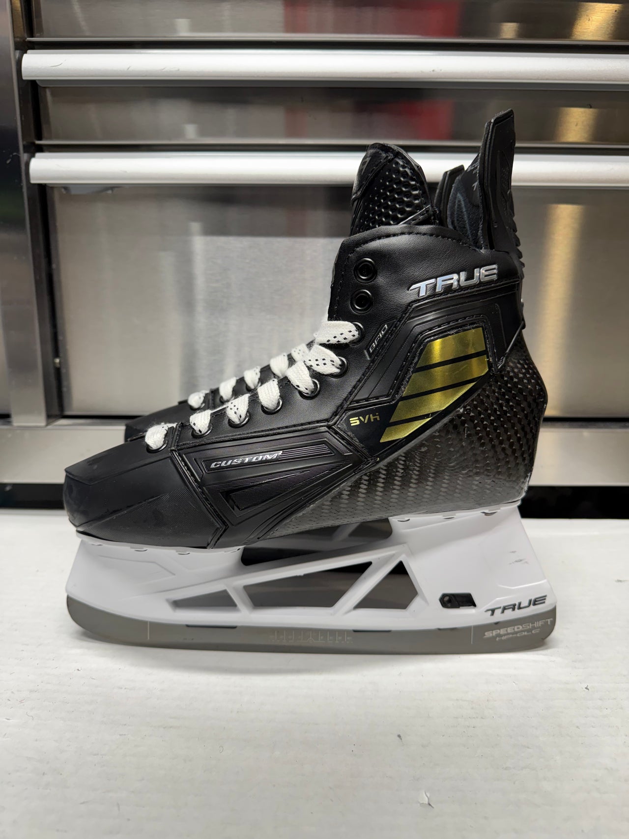 True SVH Custom Pro Skate Size 5 PWHL Pro Stock (New)