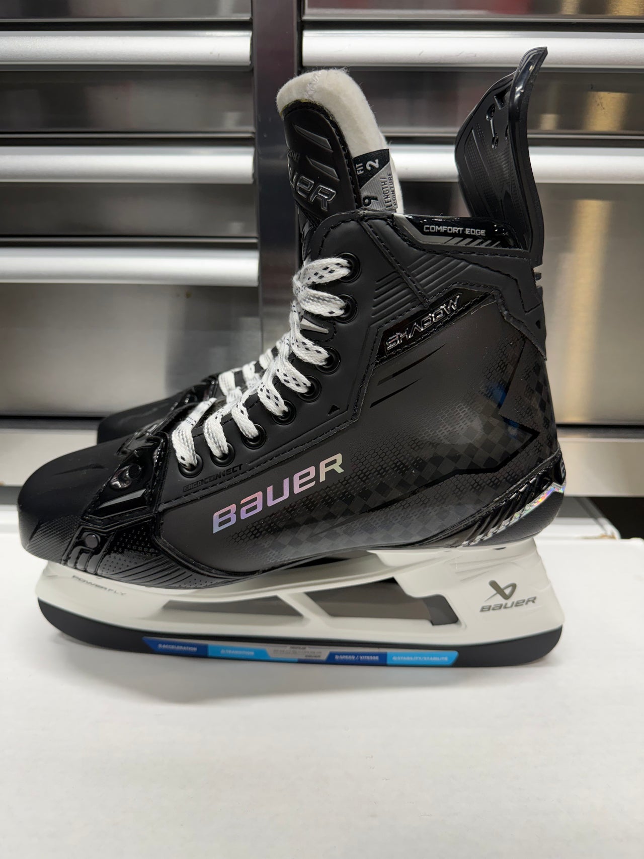 Bauer Shadow Skate Size 9 FIT 2 (New) NCAA Pro Stock