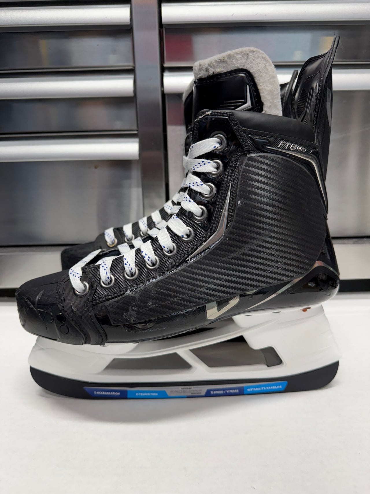 CCM FT8 Pro Size 6 Regular Width (Game Used) Toronto Maple Leafs Pro Stock