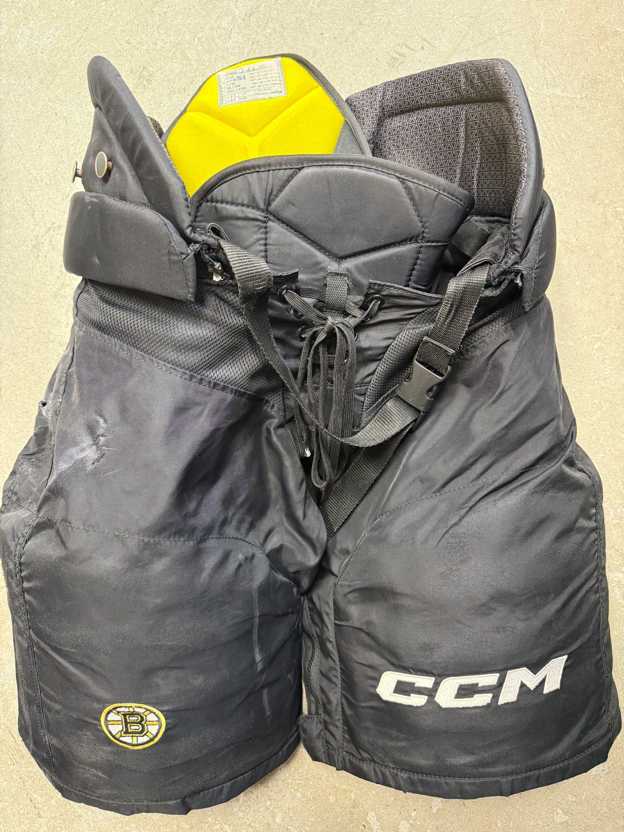 Medium Boston Bruins CCM HPTK Hockey Pants Pro Stock (Used)