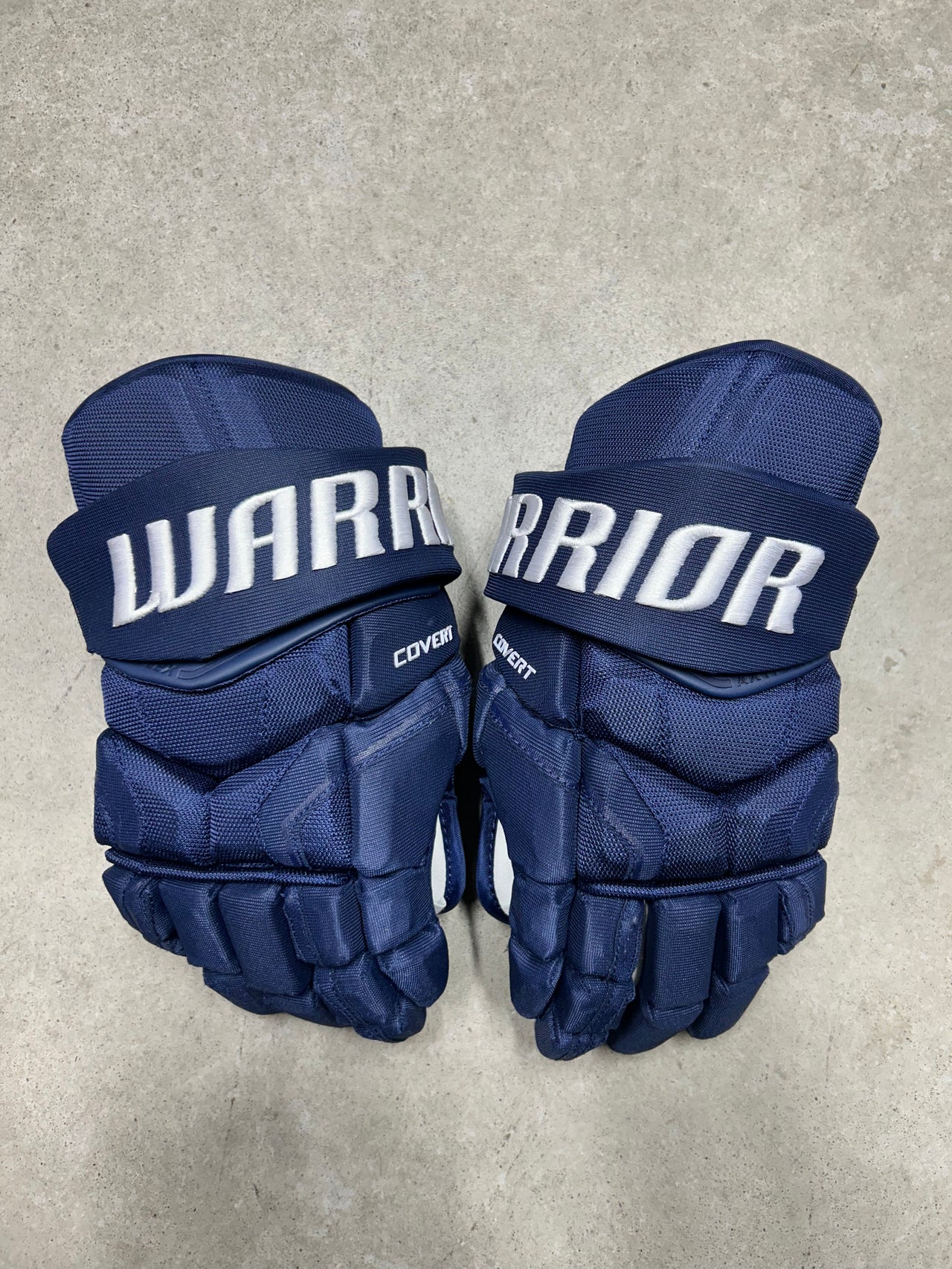 15” Warrior Covert Pro QRE Hockey Gloves (New) Nashville Predators NHL Pro Stock
