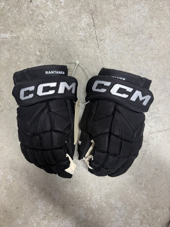 15” CCM HG 12 Pro NHL Dallas Stars Hockey Gloves Used (Like New)