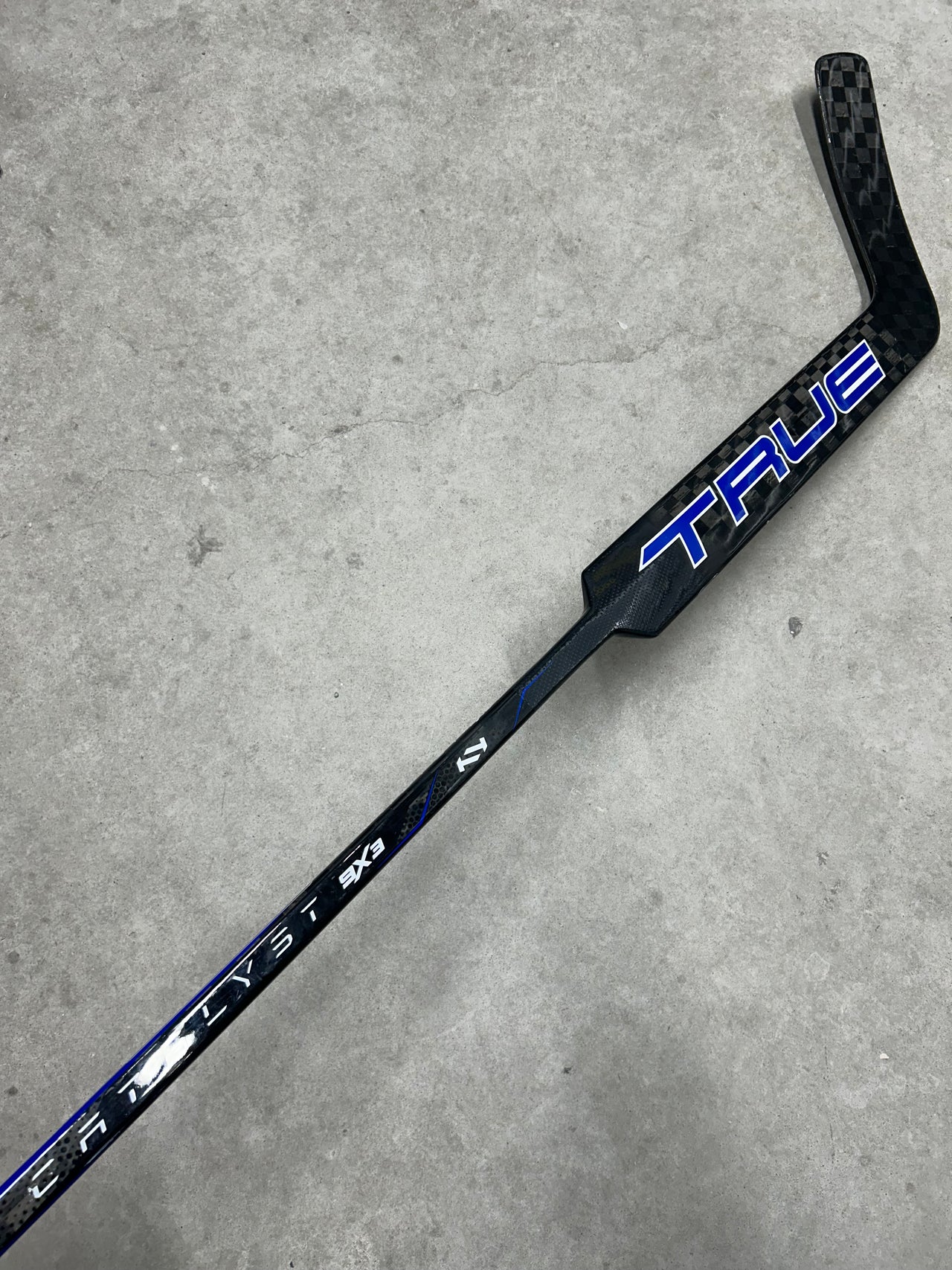 Left Hand 25” True 9X3 Catalyst  Pro Stock NHL Goalie Stick Black/Blue