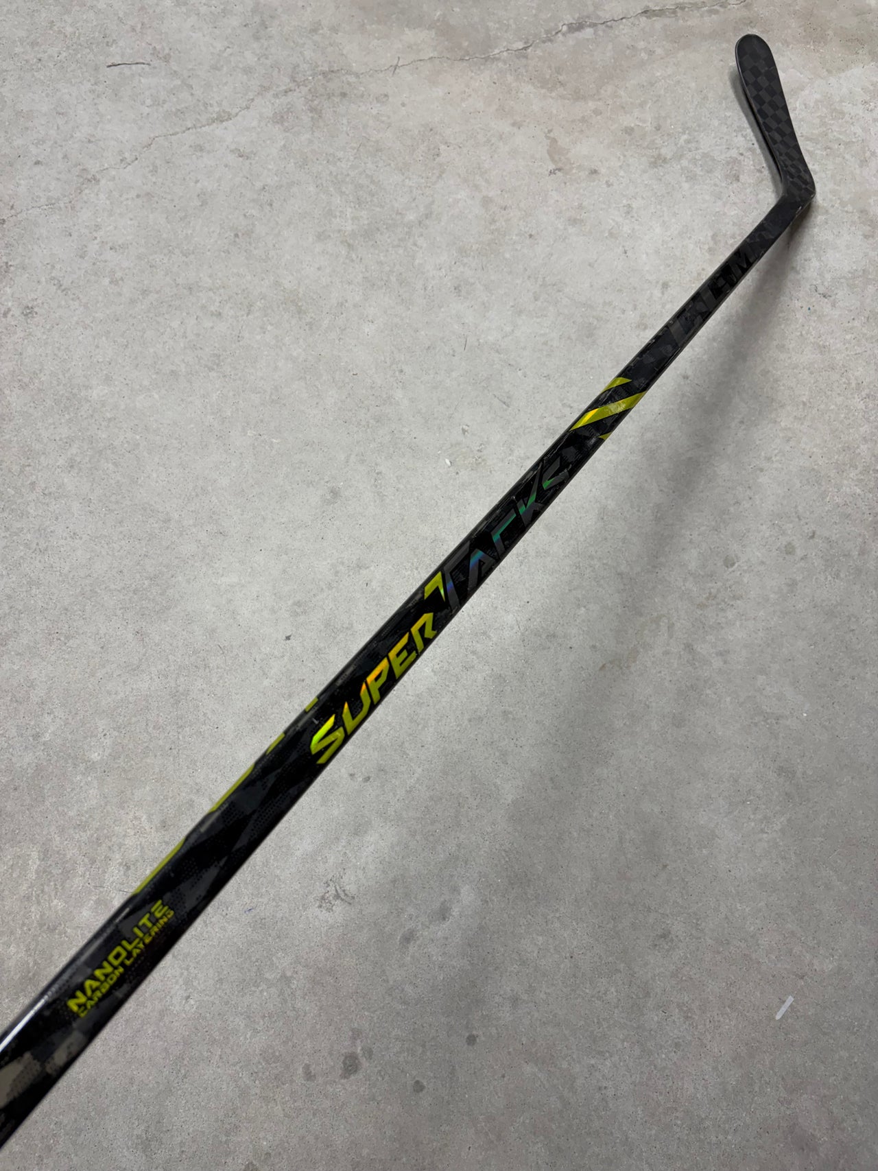 Left Hand 90 Flex P90TM CCM Super Tacks AS4 Pro Stock (New)