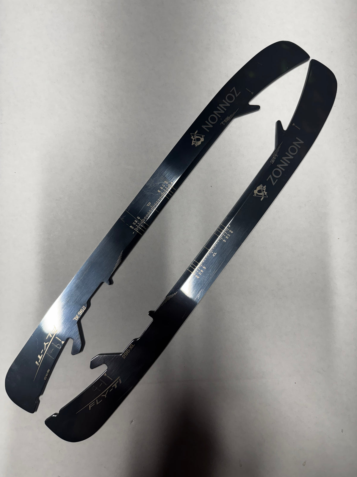 296mm Bauer FlyTi (Fits Bauer Powerfly) Pittsburgh Penguins Pro Stock (Used)