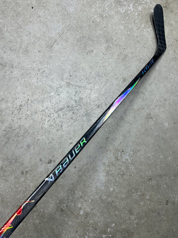 Left Hand 55 Flex P28 Bauer Vapor Flylite (Used) Pro Stock