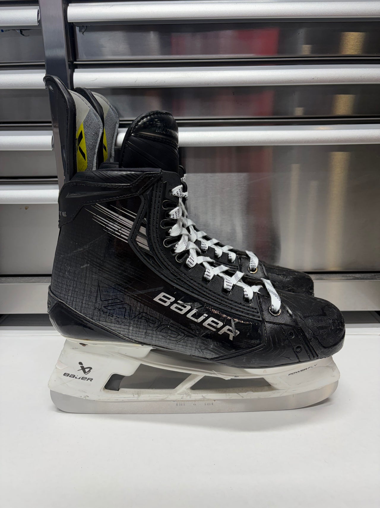 Bauer Hyperlite2 Skate Size 10 FIT 1 (Used) OHL Pro Stock