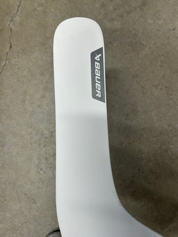 Right Hand 26” Bauer Hyperlite2 Goalie Stick (New)