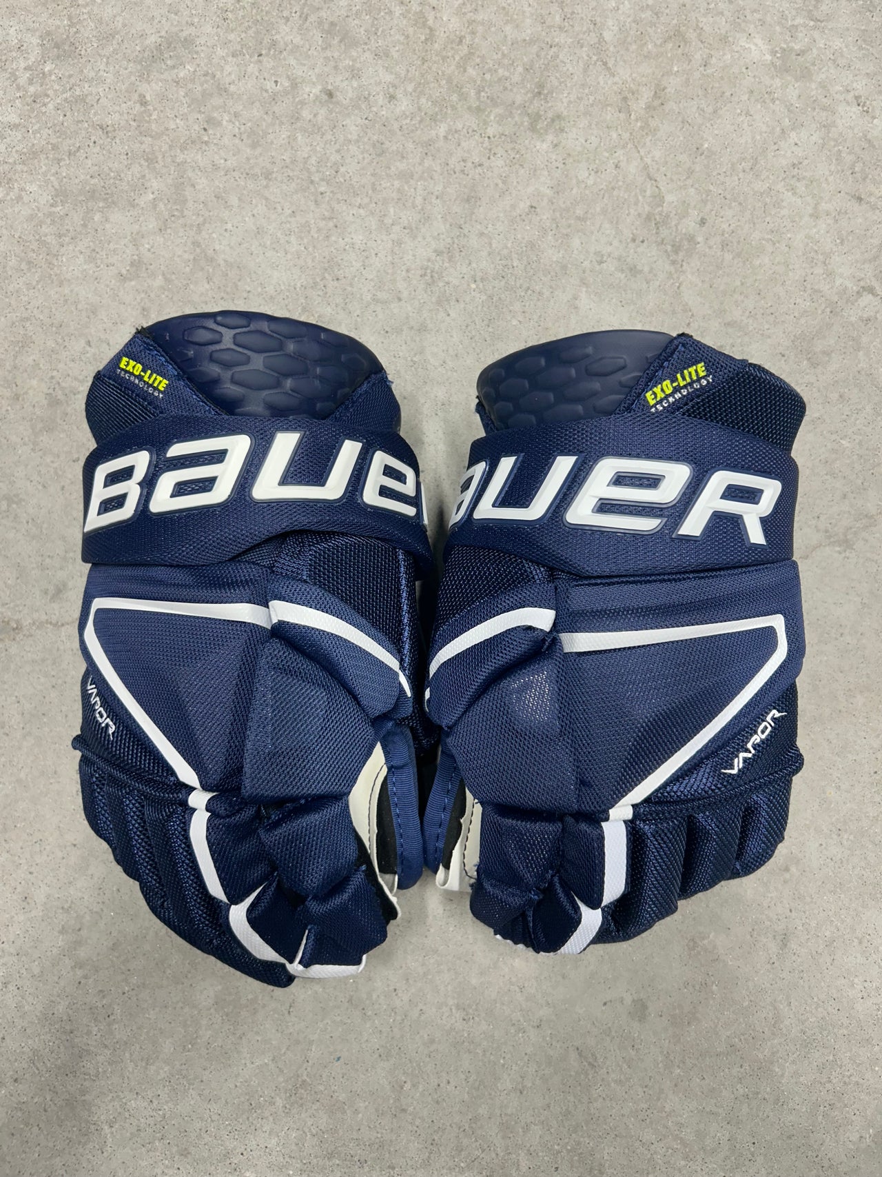 12” Bauer Vapor Hyperlite Gloves New