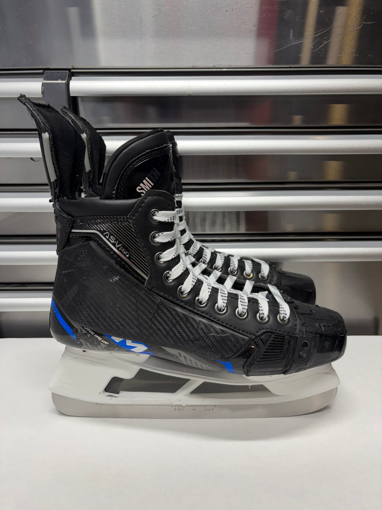 CCM AS-V Pro Skate Size 9.5 Regular Width (Used) BLAKE SMITH Pro Stock