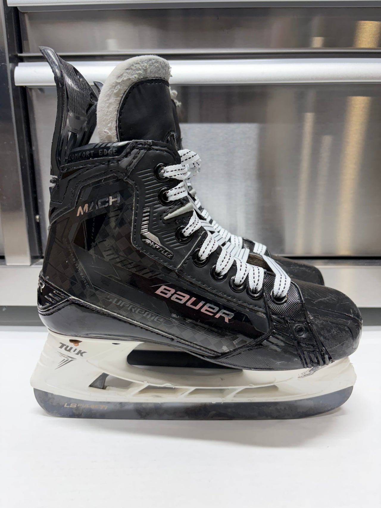 Bauer Supreme Mach Skate Size 4 Fit 1 (Used) PWHL Pro Stock