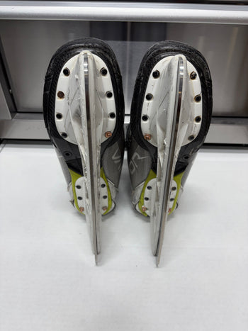 Bauer Hyperlite Skate Size 8 FIT 1 NHL (Used) Pro Stock