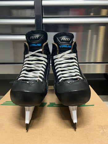 True SVH Custom Pro Goalie Skate Size 9 Regular Width NHL Pro Stock (New)