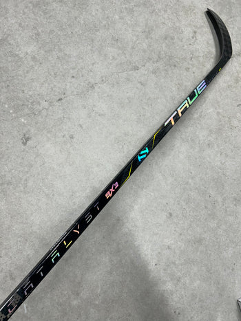 Right Hand 85 Flex P28 True Catalyst 9X3 (New) Pro Stock NHL