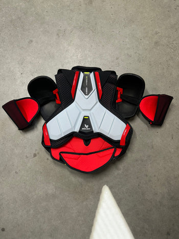 Senior Large Bauer Vapor Hyperlite NHL Pro Stock Shoulder Pads (New) New York Islanders