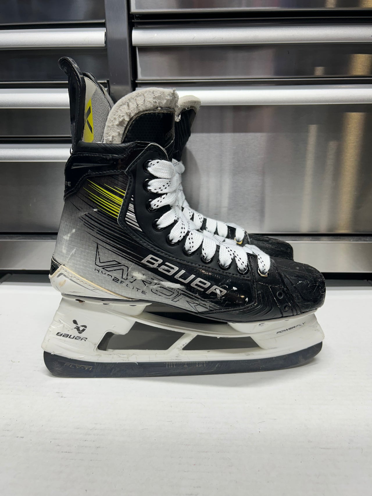 Bauer Hyperlite2 Skate Size 7.5 FIT 1 (Used) NHL Pro Stock