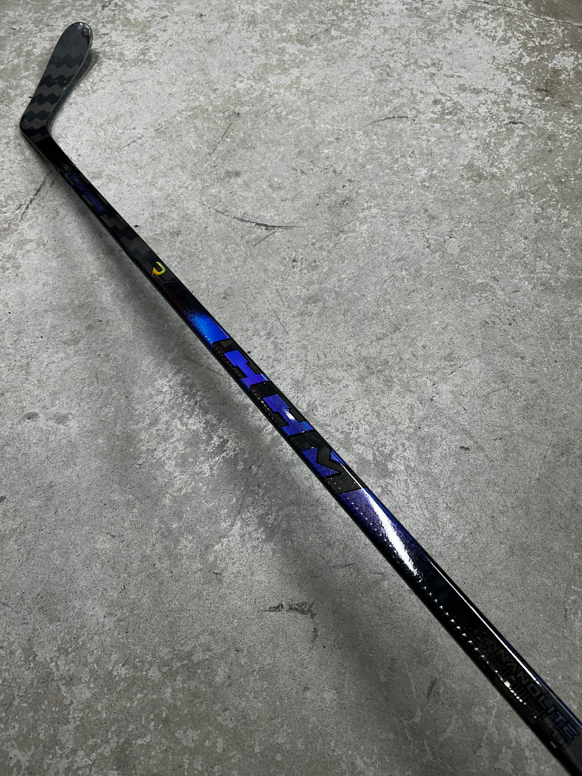 Right Hand 75 Flex P28 CCM Ribcor Trigger 10 Pro (Restored)
