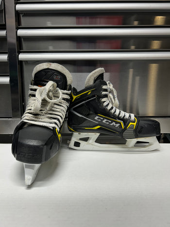 CCM AS3 Pro Goalie Skate Used Size 6.5 Regular Width NHL Pro Stock