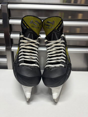 True Catalyst Pro Skate Size 8.5 Regular Width (New) OHL Pro Stock