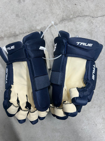 14” True Catalyst 9X Pro Stock Hockey Gloves Winnipeg Jets ￼ (New)