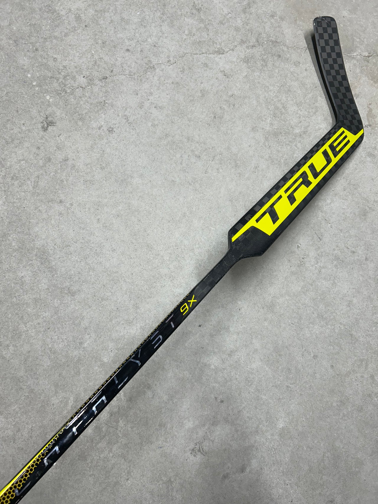 Left Hand 23” True Catalyst 9x Pro Stock NHL Goalie Stick