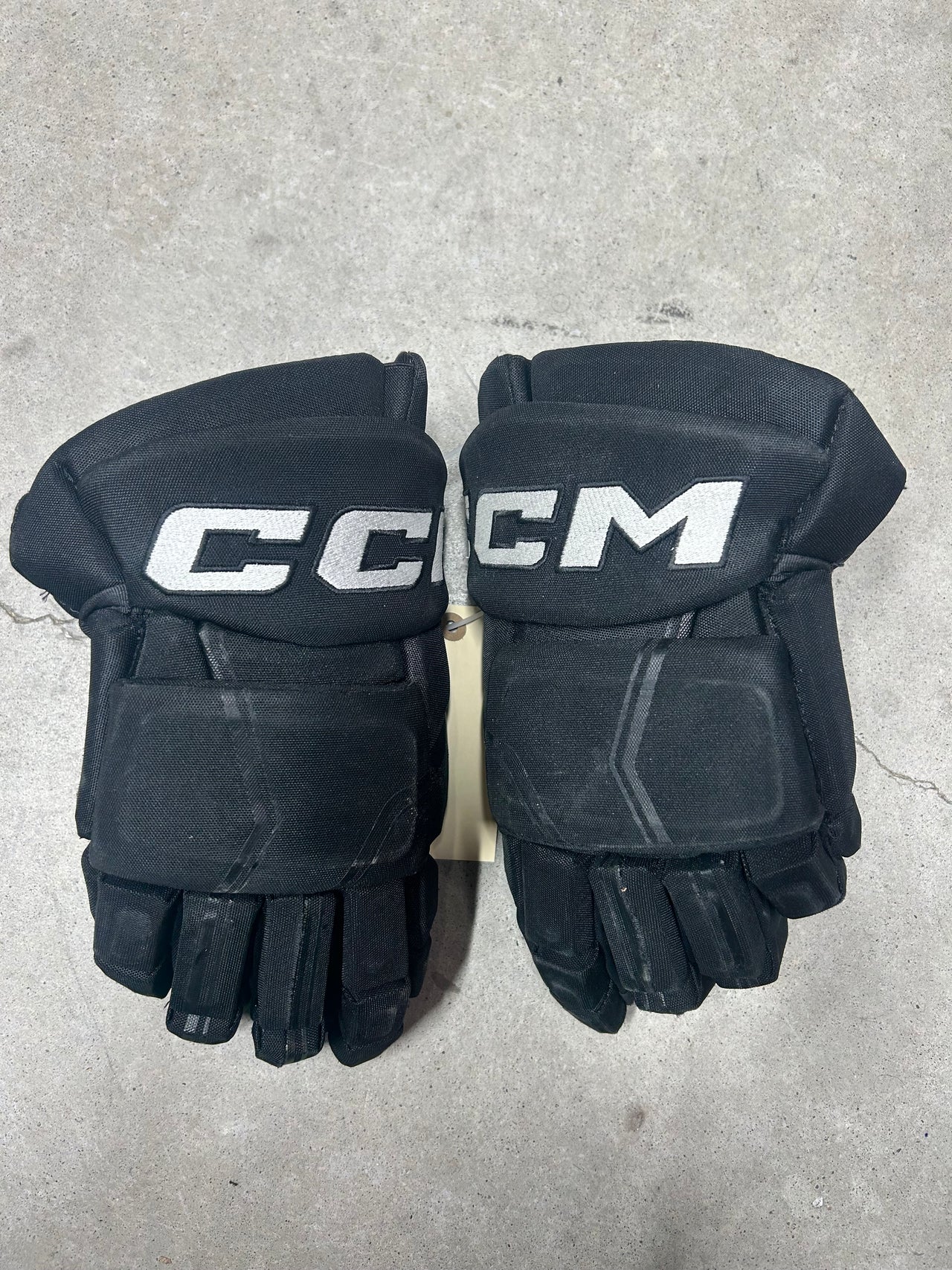 14” CCM HGQL Dallas Stars Pro Stock Hockey Gloves (Used)