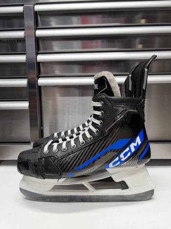 CCM AS-V Pro Size 9 Regular Width (Used) NHL Pro Stock