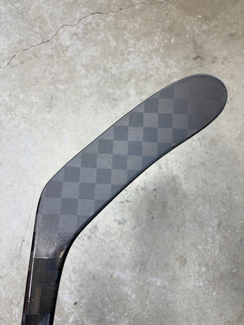 Right Hand 77 Flex P28M Bauer Flylite NCAA Pro Stock (New)