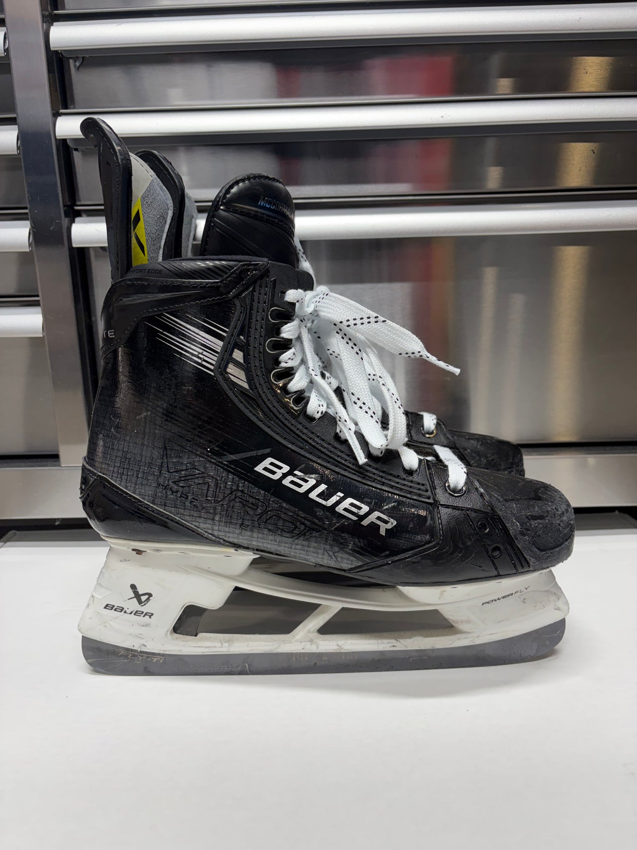 Bauer Hyperlite2 Skate Size 10 FIT 1 (Used) OHL Pro Stock