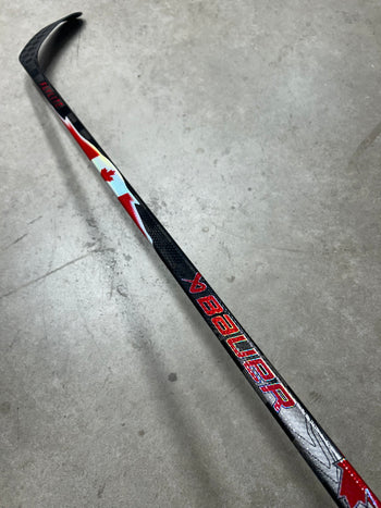 Left Hand 95 Flex P28 Bauer Vapor Flylite (New) NHL OLYMPICS Pro Stock