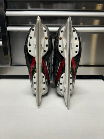 BAUER 2x PRO Goalie Skate Size 8 Used Regular Width NCAA Pro Stock