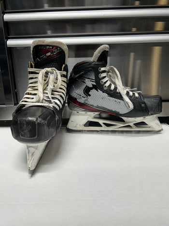 BAUER 2x PRO Goalie Skate Size 8 Used Regular Width NCAA Pro Stock