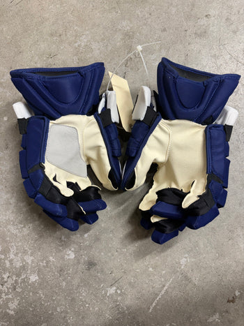 13” Warrior Covert Pro QRE Hockey Gloves (New) Tampa Bay Lightning NHL Pro Stock