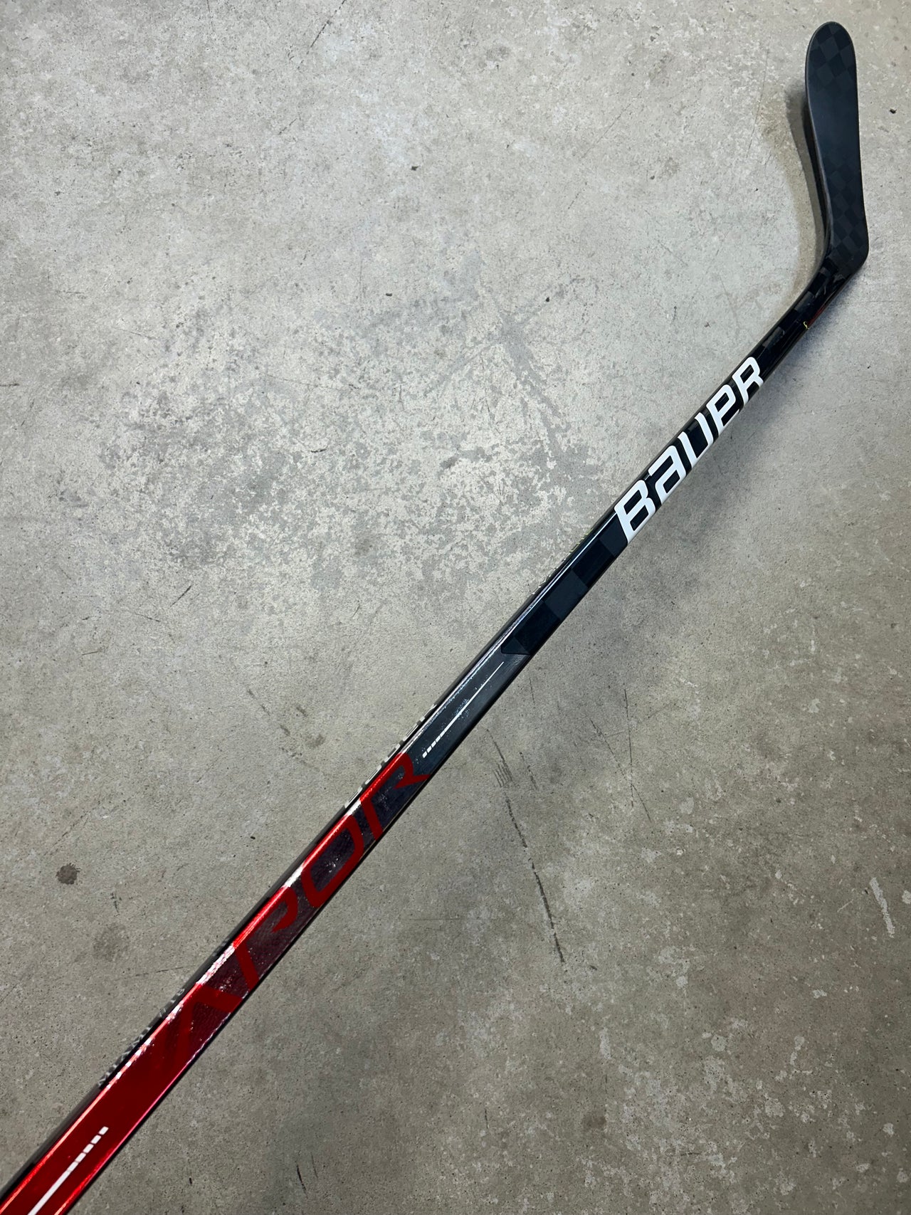 Left Hand 87 Flex P28 Bauer Hyperlite Pro Stock (New)