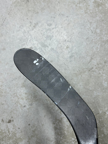 Left Hand 77 Flex P28 Bauer Twitch (Used)